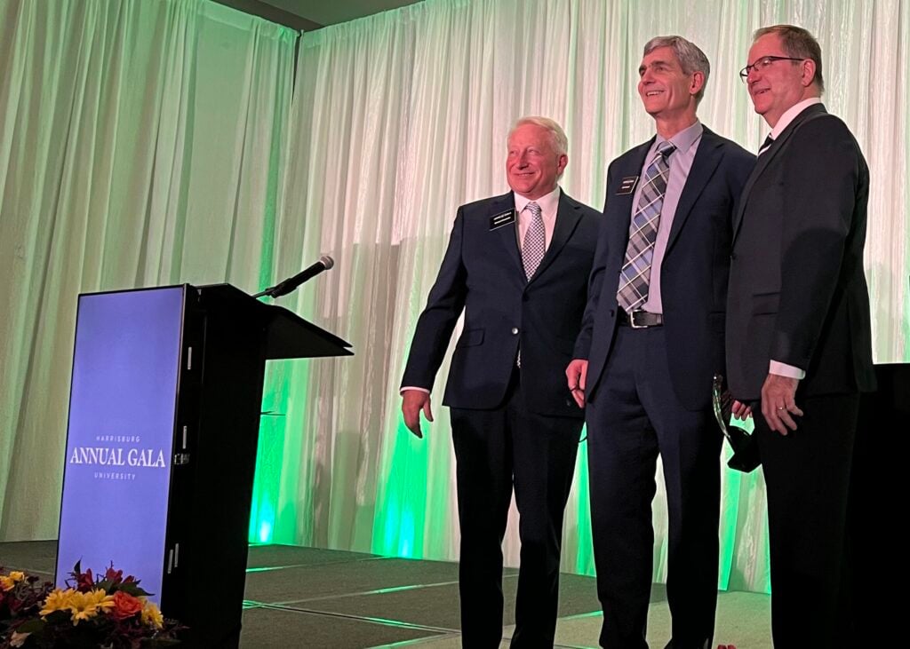 Luke Kempski accepts HU Impact Award for JPL.